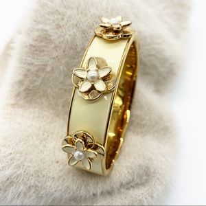 Gold & Ivory Enamel Pearl Flower Bracelet Bangle